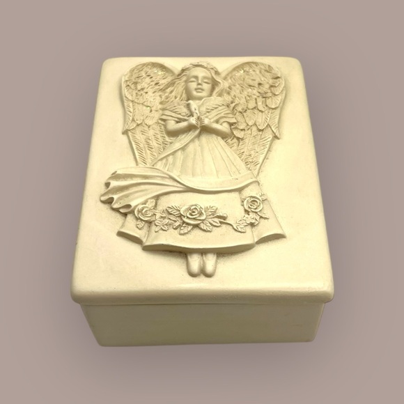 Peace Angel Trinket Memory Box - Picture 1 of 5